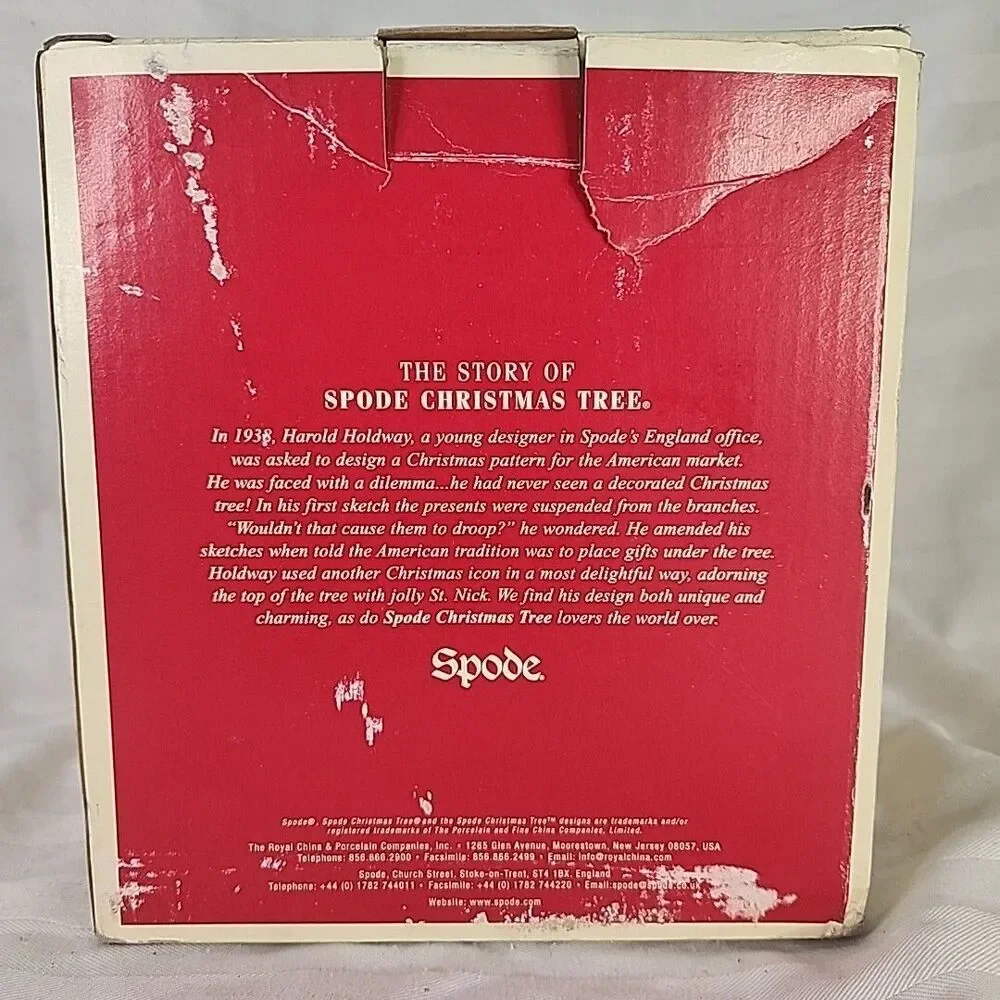 Spode Christmas Tree Wine Glasses 13 Ounce with Gold Rims, Set of 4 NEW